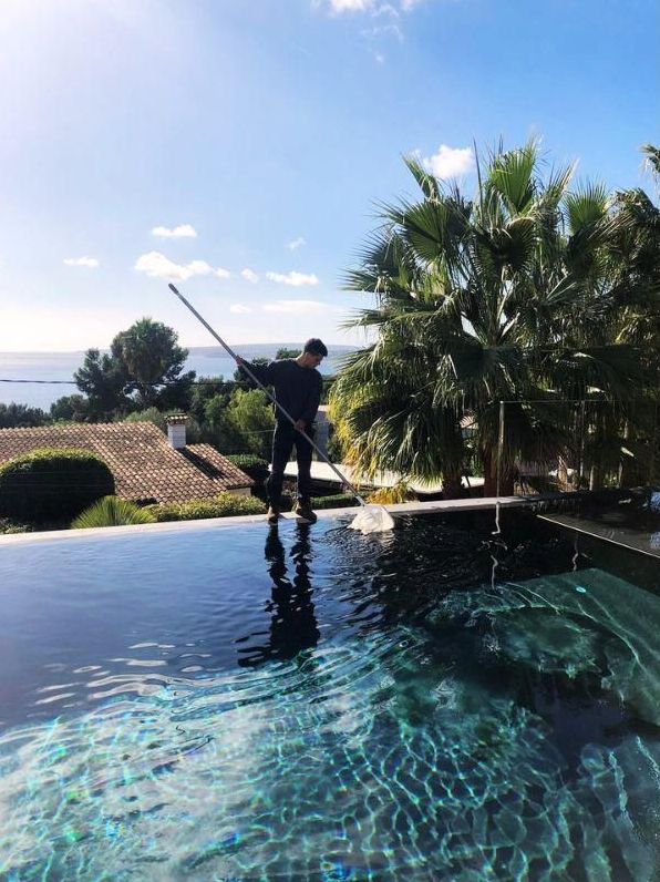 Mantenimiento de jardines y piscinas