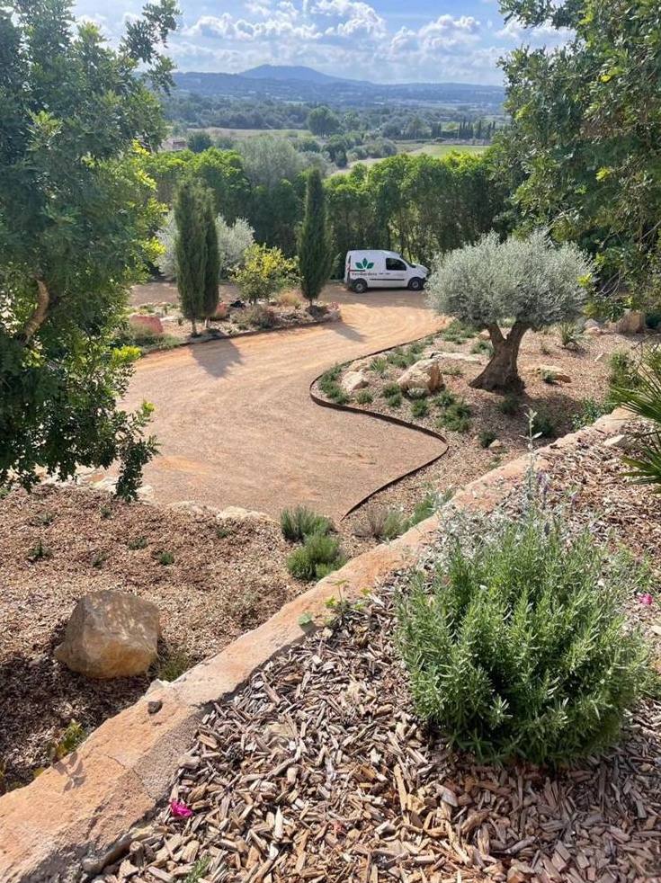 Caminos y bancales